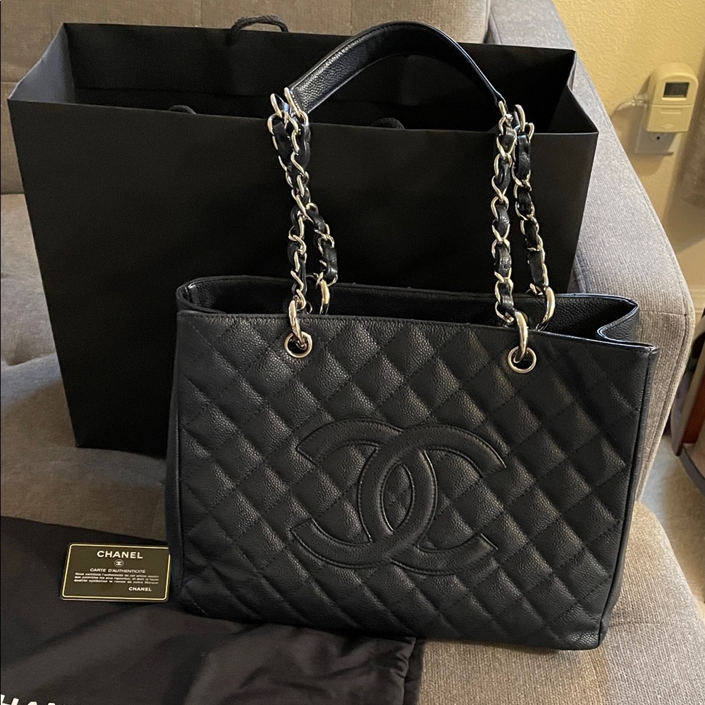 CHANEL Navy Quilted Leather Grand Shopping Tote with Interlocking CC